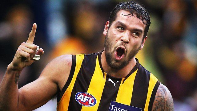Lance Franklin Lance Franklin could be paid by the AFL outside the salary