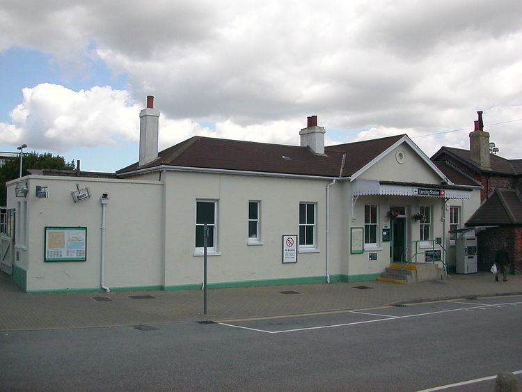 Lancing railway station