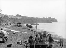 Landing at Scarlet Beach httpsuploadwikimediaorgwikipediacommonsthu