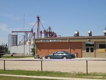 Landmark, Manitoba httpsuploadwikimediaorgwikipediaenthumb8