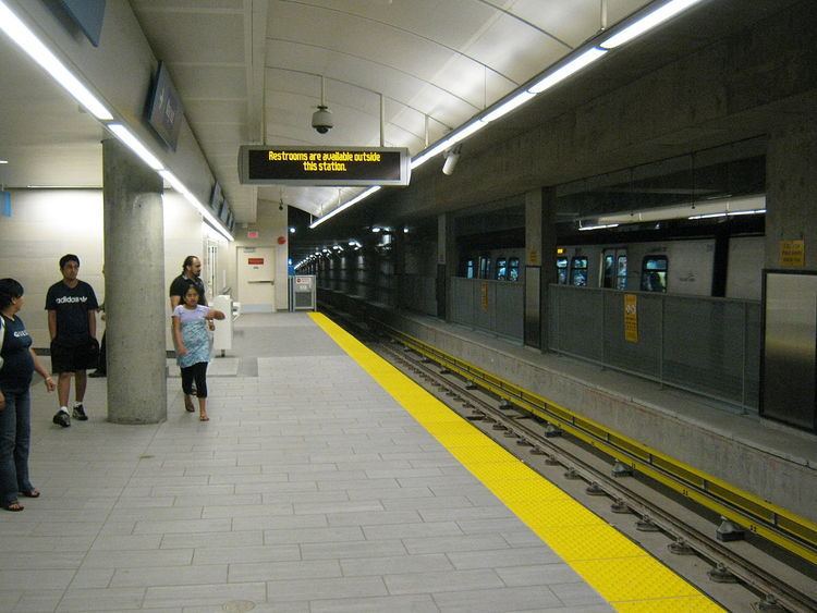 Langara–49th Avenue station