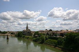 Langon, Gironde httpsuploadwikimediaorgwikipediacommonsthu