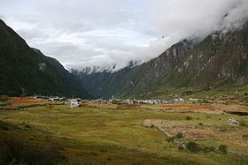 Langtang, Bagmati httpsuploadwikimediaorgwikipediacommonsthu