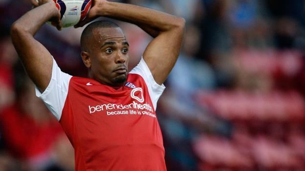 Lanre Oyebanjo Lanre Oyebanjo York City resign defender after Crawley Town exit