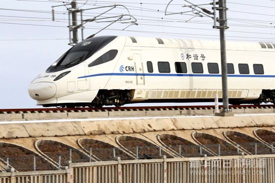 Lanzhou–Xinjiang High-Speed Railway LanzhouUrumqi highspeed railway makes a trial run in Gansu province