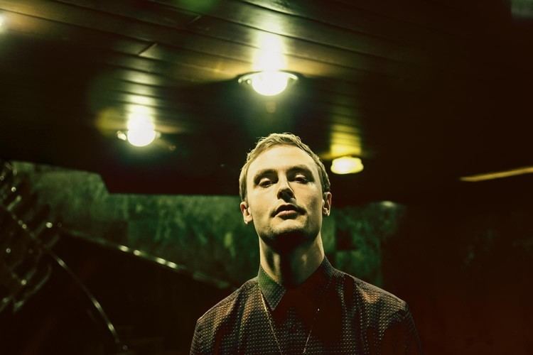 Lapalux Lapalux and Szjerdene are breaking hearts on Closure