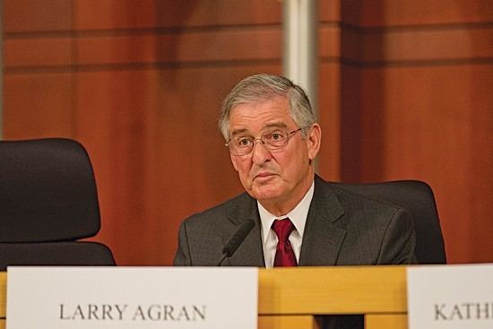 Larry Agran Larry Agran Spent 200 Million At Great Park But His Adviser Scores