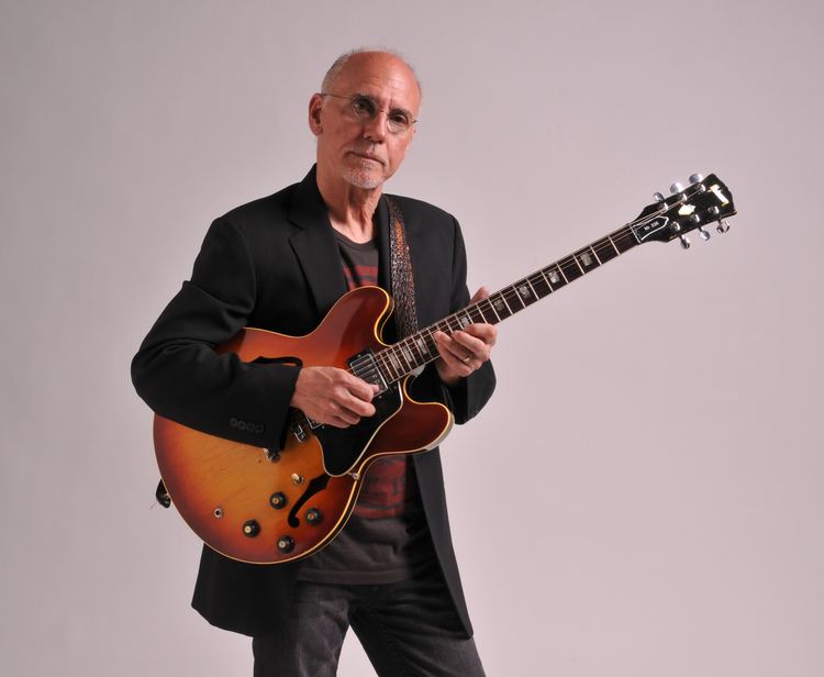 Larry Carlton wwwnewfrontiertouringcomwpcontentuploads2014