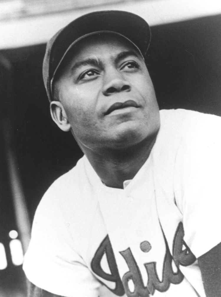 Larry Doby Cleveland Indians to unveil Larry Doby statue at