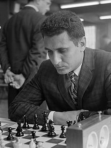 Larry Evans (chess grandmaster) httpsuploadwikimediaorgwikipediacommonsthu