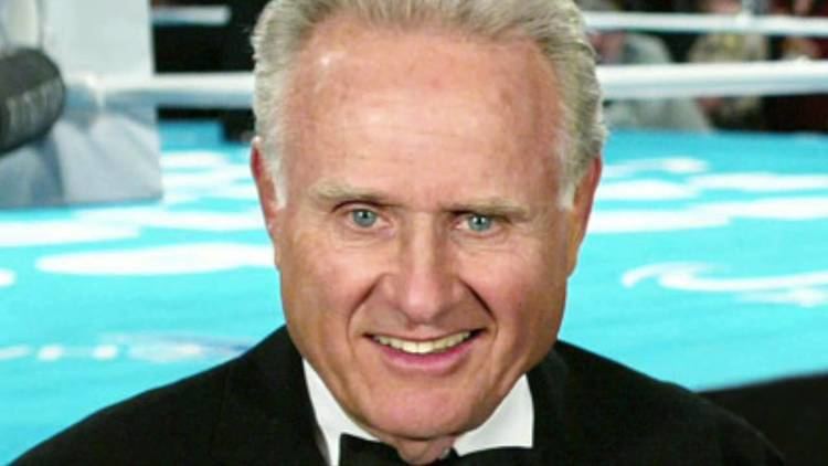Larry Merchant Larry Merchant first reaction to Floyd Mayweather Shade 45