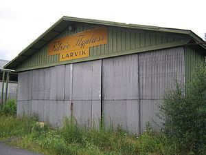 Larvik Airport, Fritzøe httpsuploadwikimediaorgwikipediacommonsthu