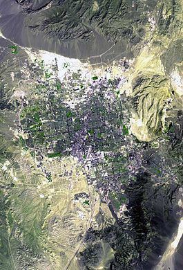 Las Vegas Valley (landform) httpsuploadwikimediaorgwikipediacommonsthu