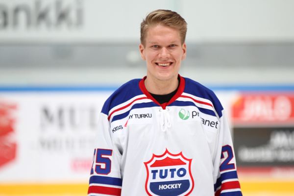 Lasse Korhonen Lasse Korhonen TUTOn puolustukseen TUTO Hockey
