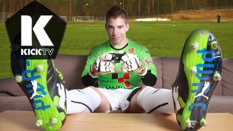 Lassi Hurskainen A Day with Lassi Hurskainen Goalkeeper Trick Shots Ep