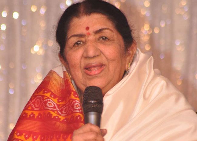 Lata Mangeshkar Lata Mangeshkar rubbishes rumours of heart attack on