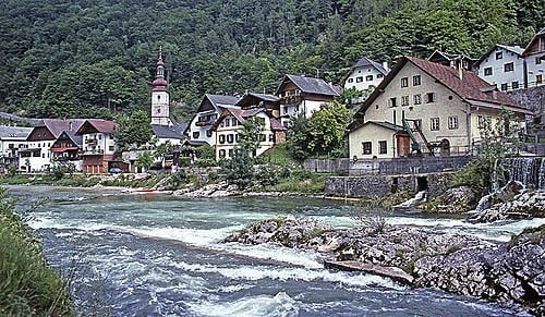 Lauffen, Upper Austria httpsmw2googlecommwpanoramiophotosmedium