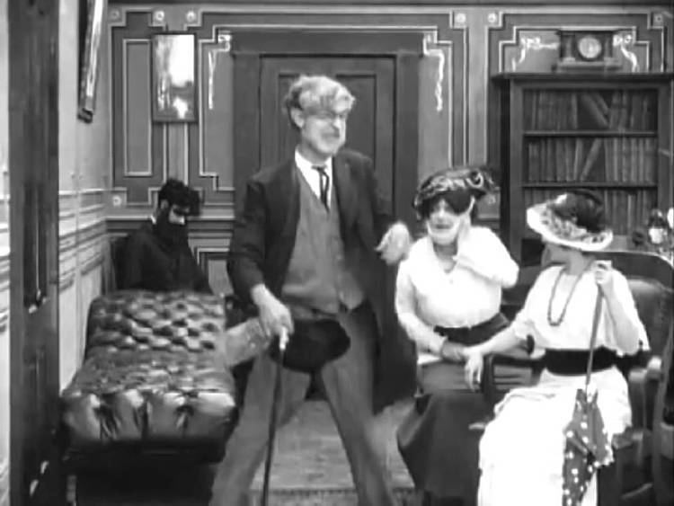 Laughing Gas (1914 film) Laughing Gas 1914 CHARLIE CHAPLIN Mack Sennett YouTube