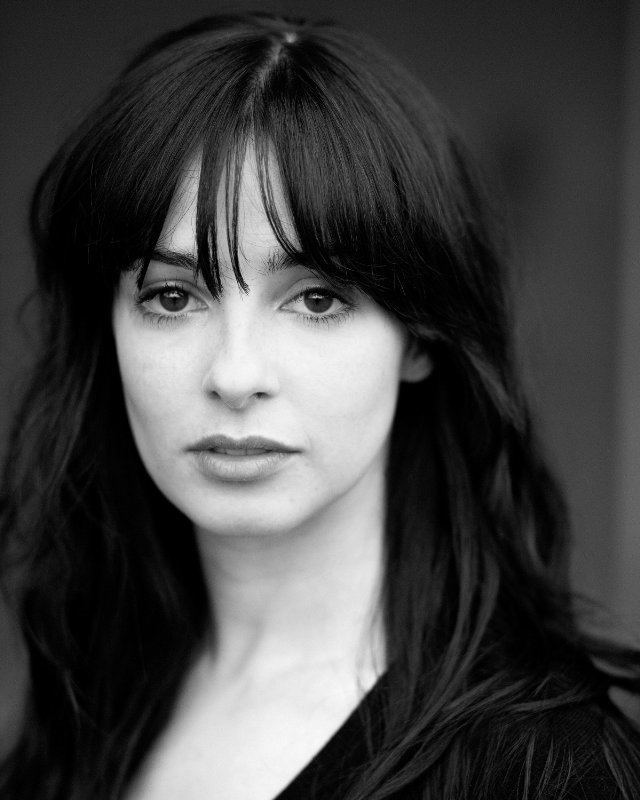 Laura Donnelly (actress) Laura Donnelly Discusses 39Outlander39 in Interview Magazine