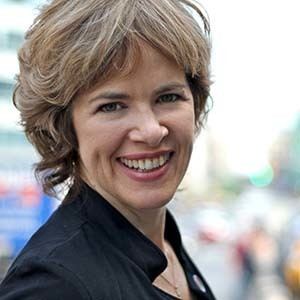 Laura Flanders httpsd3n8a8pro7vhmxcloudfrontnetlauraflander