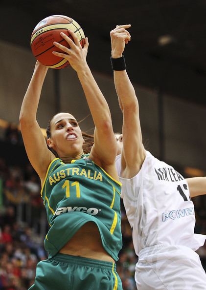 Laura Hodges Laura Hodges Photos Australia v New Zealand Women39s