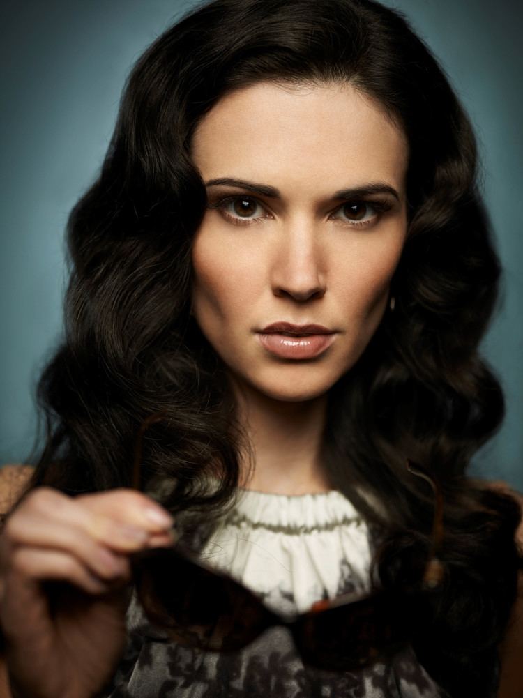 Laura mennell hot