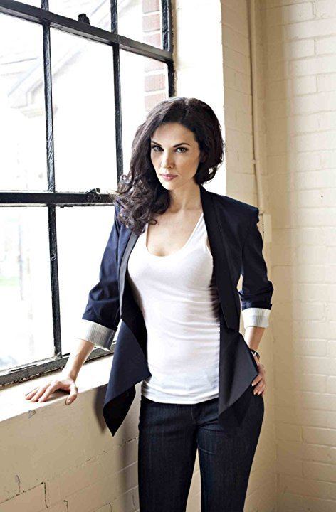 Laura Mennell Pictures amp Photos of Laura Mennell IMDb