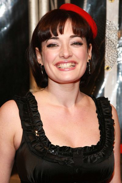Laura Michelle Kelly Laura Michelle Kelly profile Famous people photo catalog