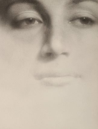 Laure Albin Guillot wwwjeudepaumeorgimagesZoomAlbinGuillot01jpg