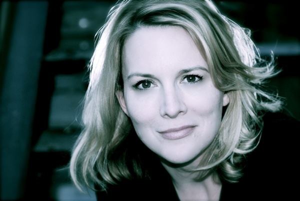 Laurel Holloman Laurel Holloman Would Make Bette Porter Swoon Too The