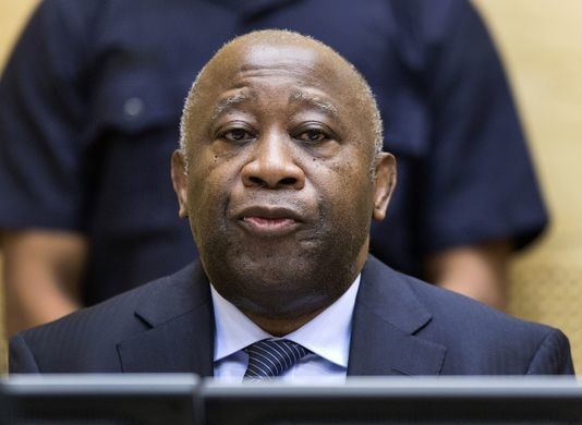 Laurent Gbagbo 4446942686calaurentgbagbole19fevrierdevantlacour9e17687c73f85b6c63ebb710db4f0910jpg