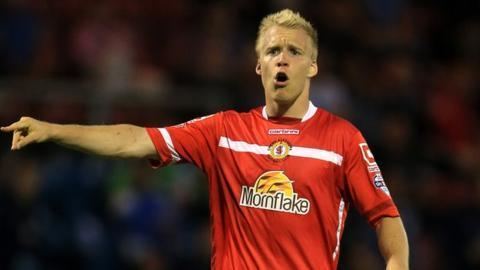 Lauri Dalla Valle Crewe Alexandra Lauri Dalla Valle set to be out until early 2016