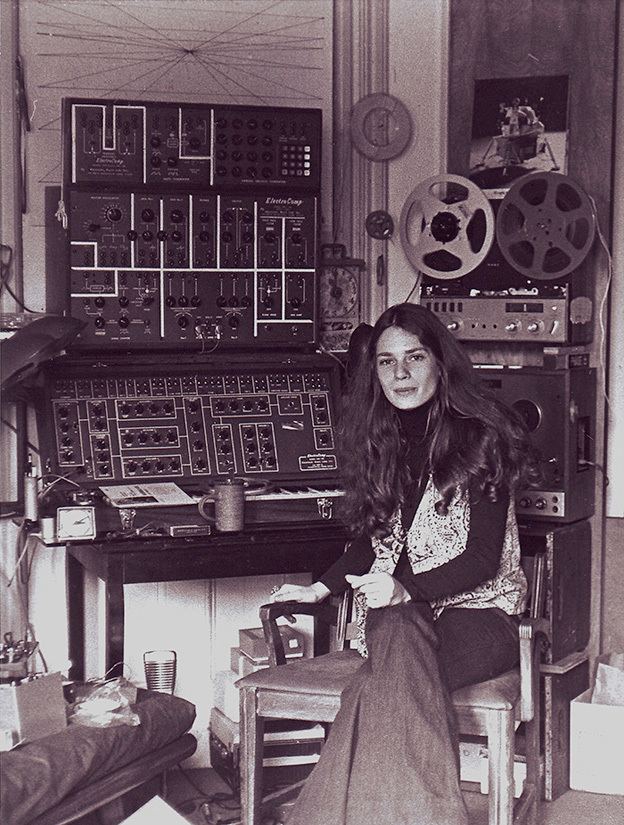 Laurie Spiegel Articles Resident Visitor Laurie Spiegel39s Machine Music