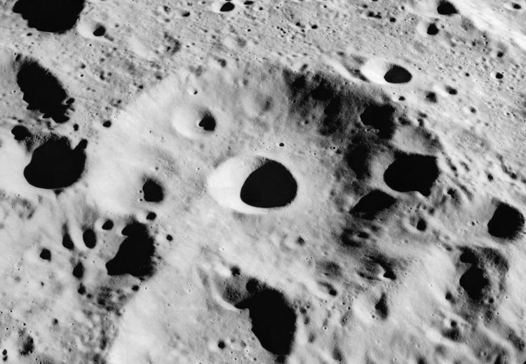 Lauritsen (crater)