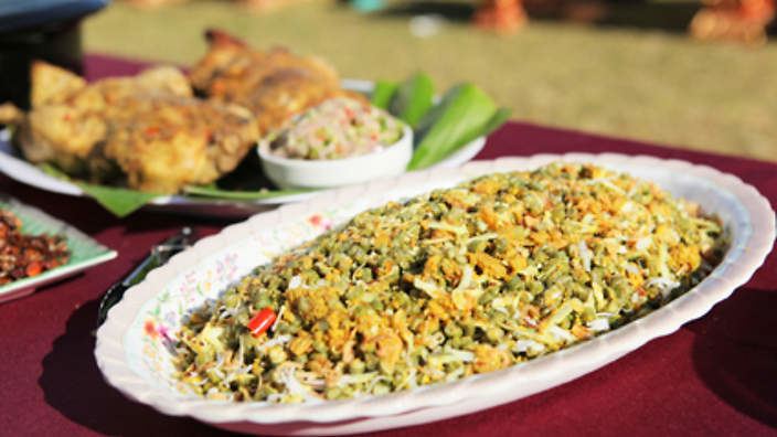 Lawar (food) Green bean salad with chicken lawar recipe SBS Food