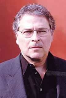 Lawrence Kasdan iamediaimdbcomimagesMMV5BMjM3MTQ1NDg2OF5BMl5