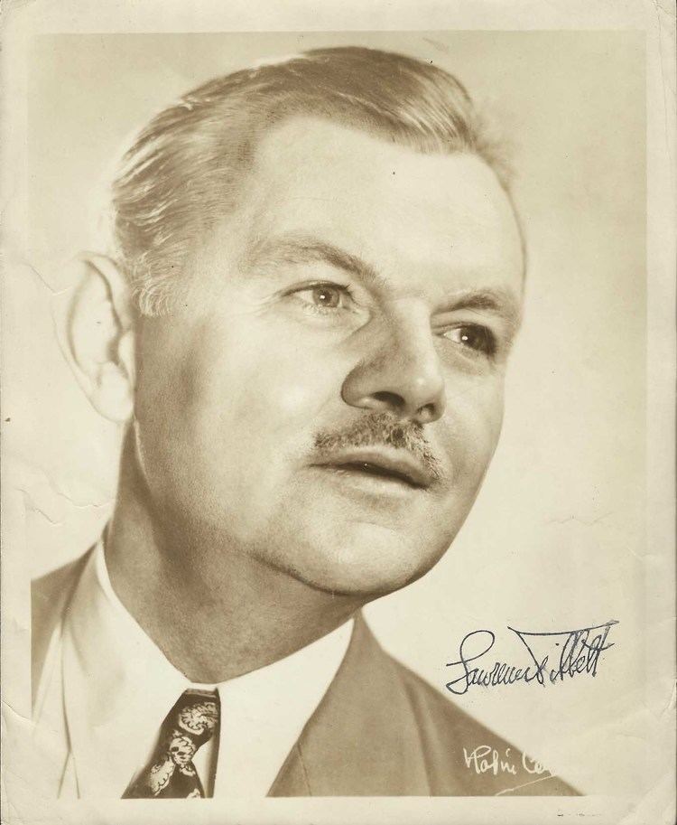 Lawrence Tibbett Lawrence Tibbett U s Baritone Original HANDSIGNED Photo