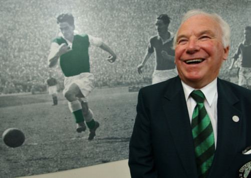 Lawrie Reilly Hibs legend Lawrie Reilly dies at 84 The Scotsman