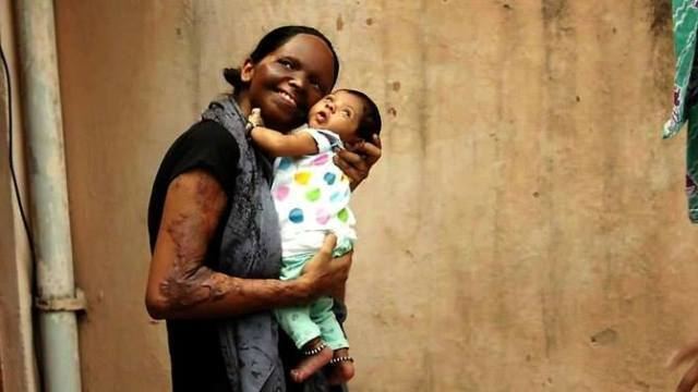 Laxmi Agarwal These pictures of Laxmi and her baby is the most beautiful thing you