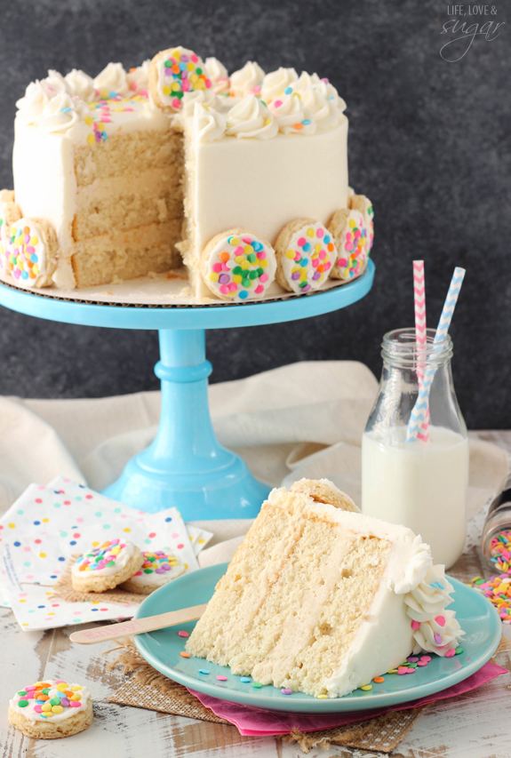 Layer cake 50 Easy Layer Cake Recipes How to Make Layer CakesDelishcom