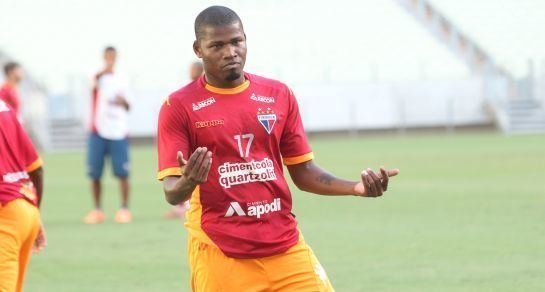 Lúcio Maranhão Lcio Maranho se diz pronto para retomar titularidade no ataque
