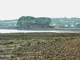 Île d'Arun httpsuploadwikimediaorgwikipediacommonsthu