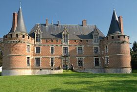 Le Plessis-Brion httpsuploadwikimediaorgwikipediacommonsthu