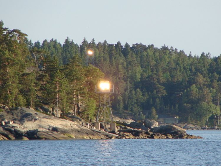 Leading lights FileSeili Leading Lights in Archipelago Sea in FinlandJPG