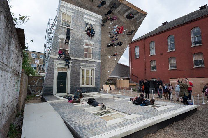 Leandro Erlich Are You Ready For A Walk On The Faade Of The 39Dalston