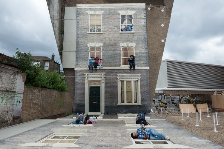 Leandro Erlich Leandro Erlich Welcome to the Dalston House
