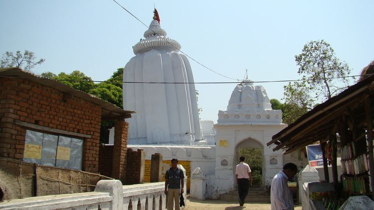 Leaning Temple of Huma Huma Temple Is One Of The Famous And Popular Temple In Samablpur Odisha