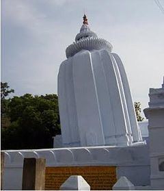 Leaning Temple of Huma httpsuploadwikimediaorgwikipediaenthumb1