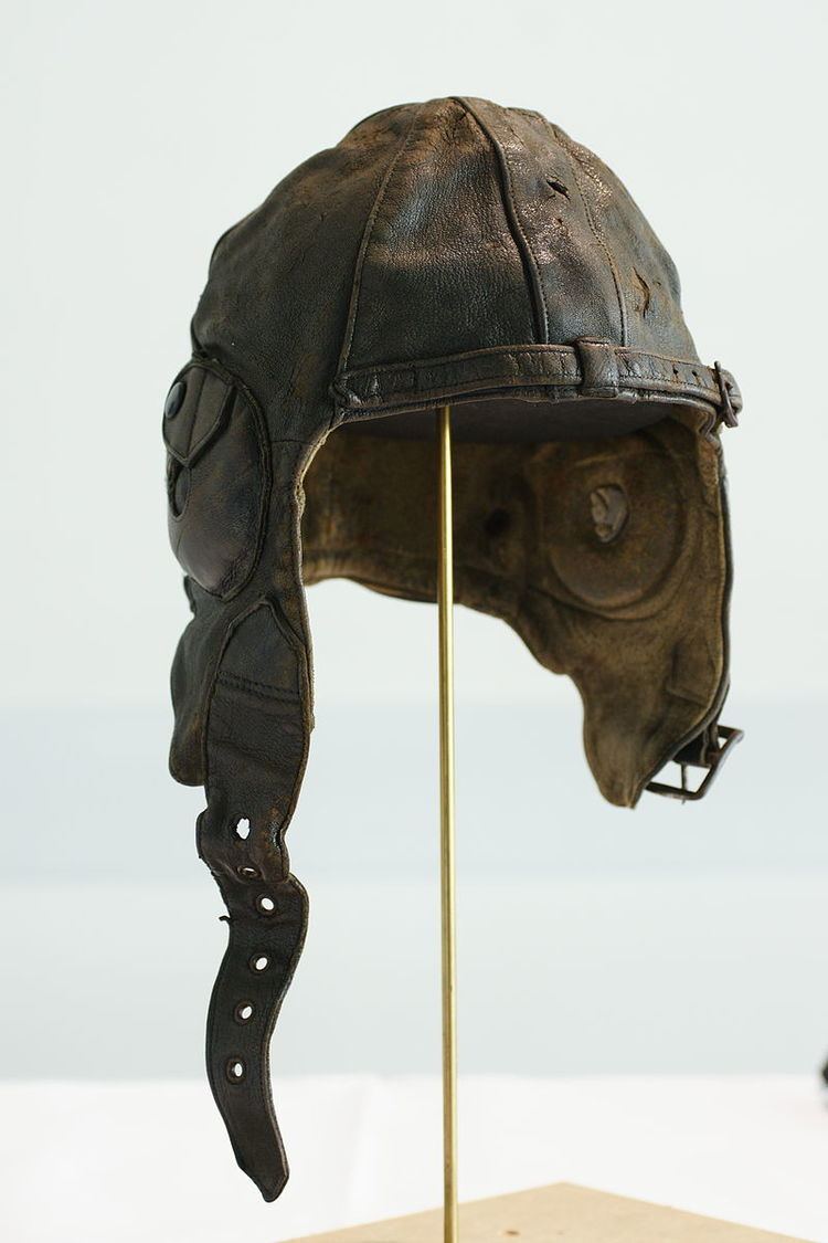Leather flying helmet
