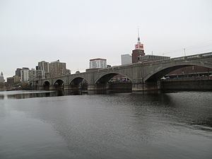 Lechmere Viaduct httpsuploadwikimediaorgwikipediacommonsthu